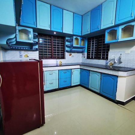 J2 Home Stay - Luxury Homes With Caravan Services Thiruvananthapuram Exterior photo