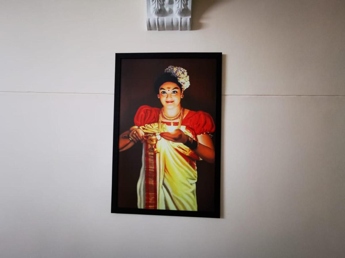 J2 Home Stay - Luxury Homes With Caravan Services Thiruvananthapuram Exterior photo